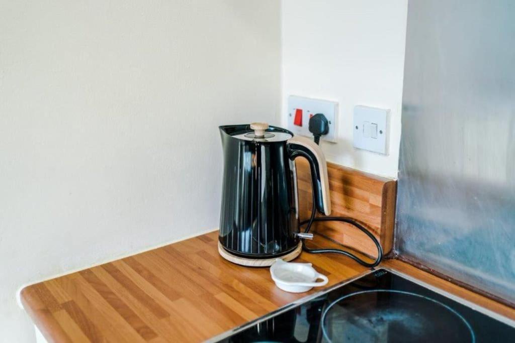 Apartment Modern 2br Near Centre - Free Parking Garage *